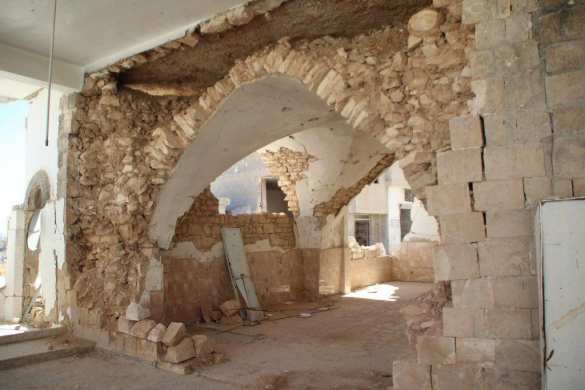 Сирия: Боевики ИГИЛ уничтожили древнюю мусульманскую святыню сразу после визита журналистов «Аль-Арабии» — репортаж РВ (ФОТО) | Русская весна