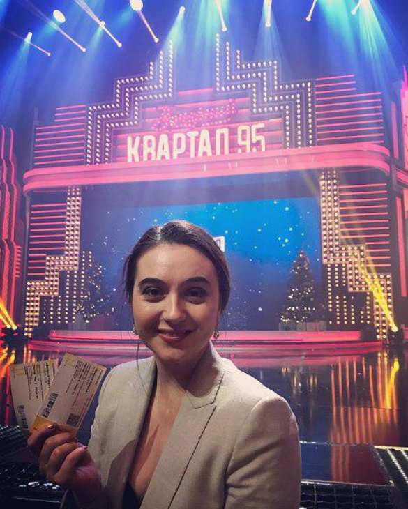 Зеленский пришёл на концерт «Квартала 95» и услышал песню про коррупционеров (ФОТО, ВИДЕО) | Русская весна