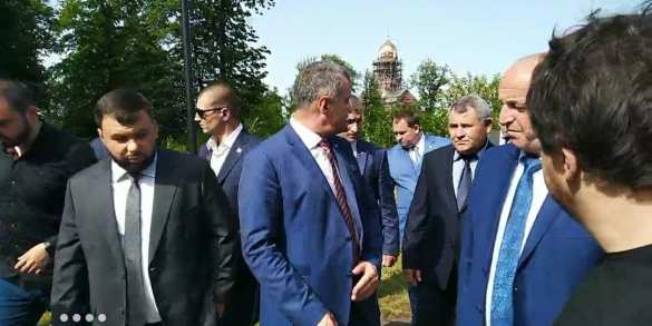 Народ Осетии — народу Донбасса: траурные мероприятия памяти комбата ДНР Олега Мамиева прошли во Владикавказе (ФОТО) | Русская весна