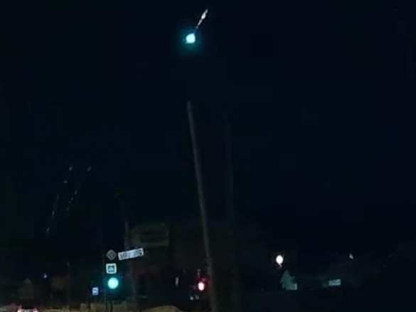 Над Уралом пролетел огненный шар (ФОТО, ВИДЕО) | Русская весна