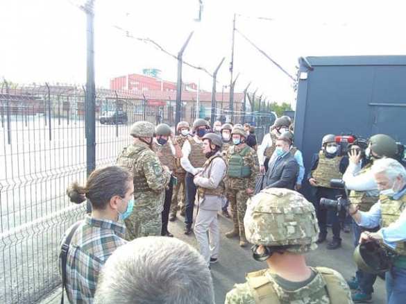 Главы МИД Бенилюкса похвалили Зеленского за Донбасс (ФОТО) | Русская весна