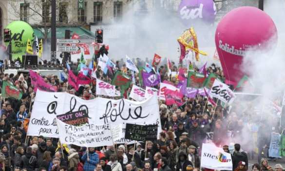 Несколько десятков полицейских пострадали в городах Франции во время беспорядков (ФОТО) | Русская весна