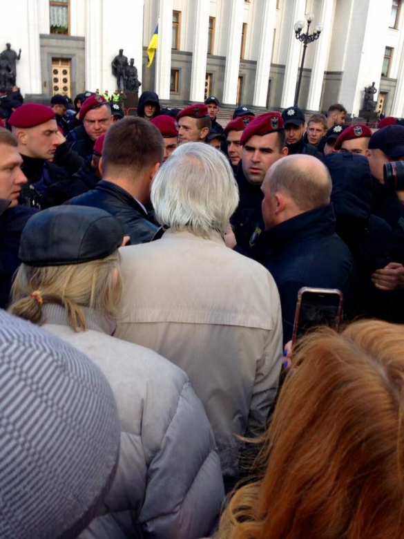 Майдана не будет, расходитесь: митинг голодных учителей под Радой разогнали (ФОТО) | Русская весна