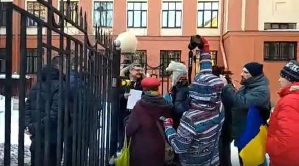 В Петербурге разогнали митинг поклонников «небесной сотни» (ФОТО, ВИДЕО 18+) | Русская весна