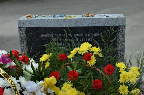 В Донецке установлен мемориал в память погибших от обстрелов ВСУ мирных жителей (ФОТОРЕПОРТАЖ) | Русская весна