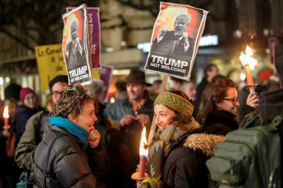 Trump not welcome! — Давос встретил президента США протестами (ФОТО, ВИДЕО) | Русская весна