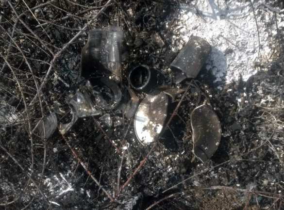 На Донбассе сожгли могилу боевика «АТО» (ФОТО) | Русская весна