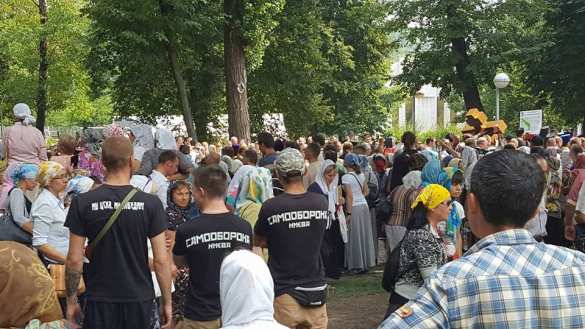 Крестный ход двинулся к Киево-Печерской Лавре (ФОТО) | Русская весна