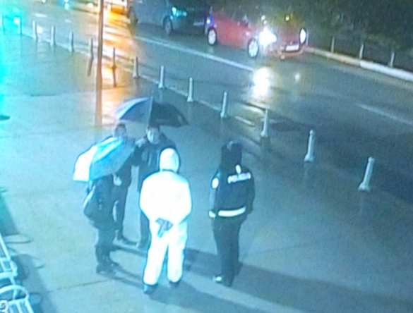 Неизвестные атаковали посольство США в Черногории (+ФОТО) | Русская весна