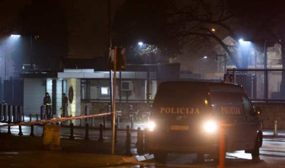 Неизвестные атаковали посольство США в Черногории (+ФОТО) | Русская весна