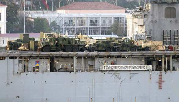 Американский десантный корабль вошел в Черное море (ФОТО) | Русская весна