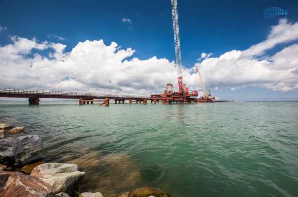 Строители приступили к сооружению опор в акватории Крымского моста (ФОТО) | Русская весна