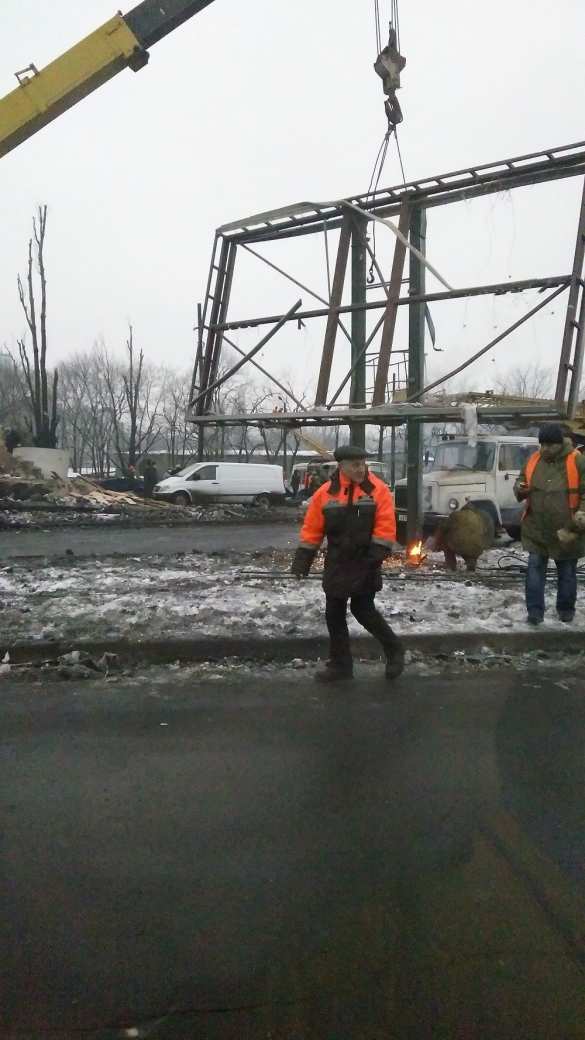 Дома срезало как косой: последствия удара РСЗО по Калининскому району Донецка (+ВИДЕО, ФОТО) | Русская весна