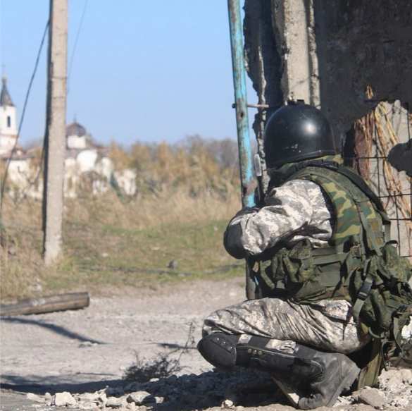 МОЛНИЯ: украинские войска перешли в наступление в аэропорту Донецка, есть убитые и раненые | Русская весна