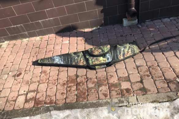 С мачете на полицейского набросился украинец, перед этим обстреляв радиостанцию (ФОТО, ВИДЕО) | Русская весна