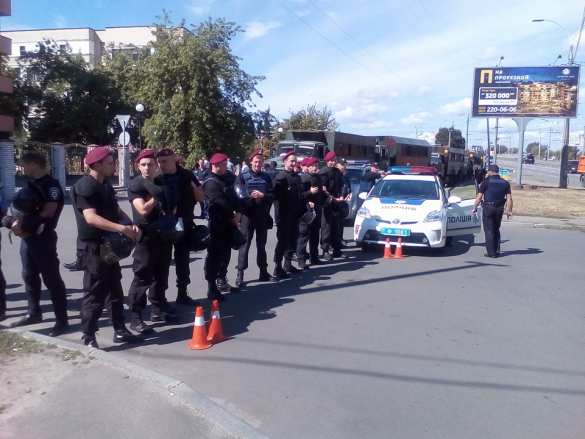 Суд над педофилами из «Торнадо»: в Киеве готовились к новым столкновениям, одного из карателей увезла «скорая» (+ФОТО, ВИДЕО) | Русская весна