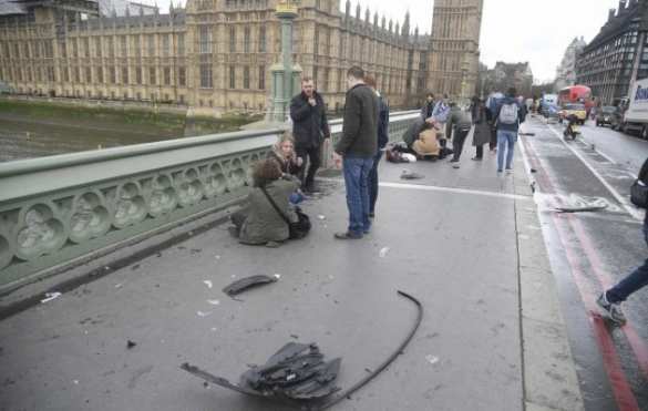 Атака в Лондоне: Автомобиль задавил несколько человек на Вестминстерском мосту (ФОТО, ВИДЕО)  | Русская весна