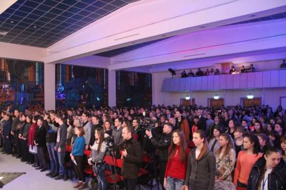 «Дети хотят петь, они не хотят войны» — в Луганске состоялся фестиваль «Наследники Победы» (ФОТО, ВИДЕО) | Русская весна