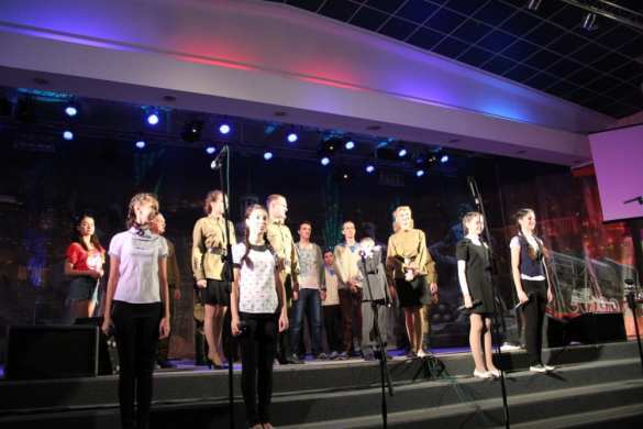 «Дети хотят петь, они не хотят войны» — в Луганске состоялся фестиваль «Наследники Победы» (ФОТО, ВИДЕО) | Русская весна