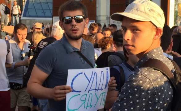 Майдан в дыму: По призыву Порошенко неонацисты вышли на улицы (ФОТО, ВИДЕО) | Русская весна