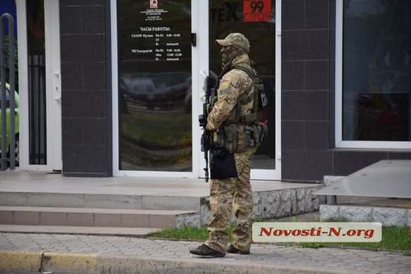 В Николаеве проходят массовые обыски у депутатов и бизнесменов (ФОТО) | Русская весна