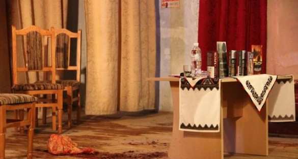 На родине Бандеры правосеки облили юбиляра свиной кровью и сорвали юбилей бывшего соратника Кучмы и Медведчука (ФОТО+ВИДЕО) | Русская весна