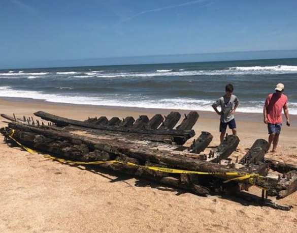 Путешествие во времени: на побережье США выбросило корабль XVIII века (+ВИДЕО, ФОТО) | Русская весна