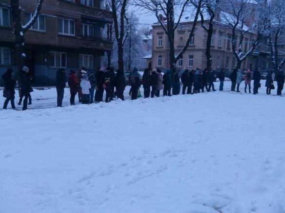Зрада: Coca-Cola обманула Львов — не дала бесплатные сувениры (ФОТО, ВИДЕО) | Русская весна