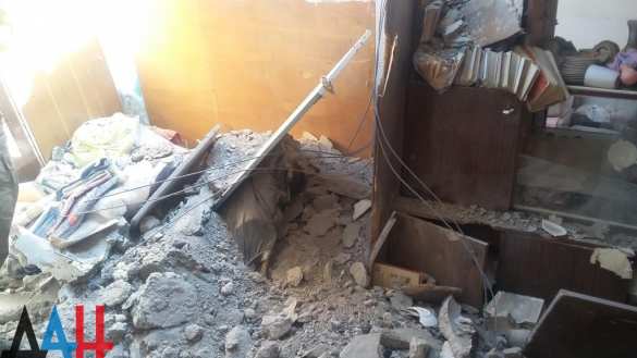 ВСУ продолжают нарушать минские договоренности, обстреливая Донецк и его пригород (ФОТО) | Русская весна