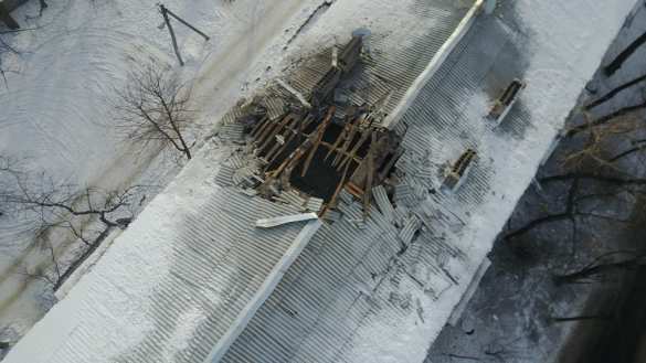 Последствия обстрелов ВСУ поселка Октябрьский с воздуха (ФОТО, ВИДЕО) | Русская весна