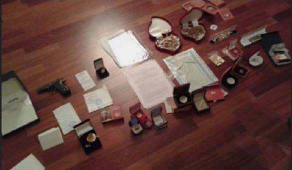 Обыск у замгубернатора Николаевщины: найдено золото и фашистские кресты (+ФОТО) | Русская весна