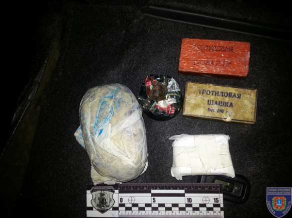 В Одесской области полиция нашла у «АТОшника» арсенал оружия и боеприпасов (+ФОТО, ВИДЕО) | Русская весна