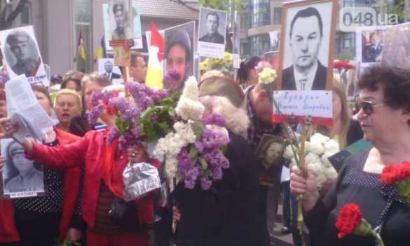 Смерти вопреки: одесситы вышли на улицы в День Победы (ФОТО, ВИДЕО) | Русская весна