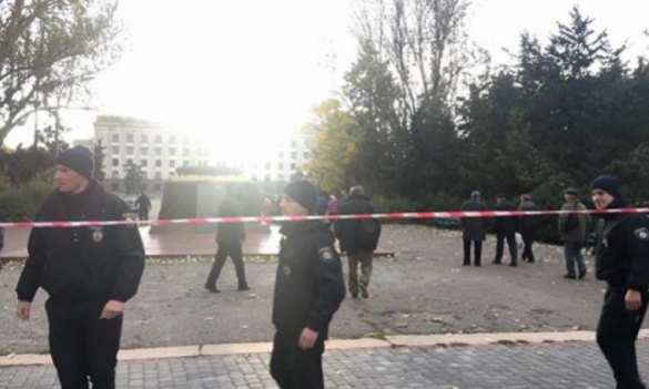 Столкновения в Одессе: «правосеки» пытались не допустить активистов «Куликова поля» на площадь, есть задержанный (ФОТО, ВИДЕО) | Русская весна