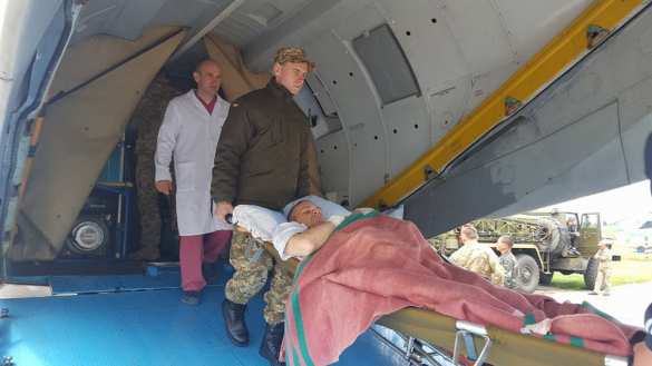 «Волонтеры АТО» сообщают о поступлении очередной порции тяжелораненых в одесские госпитали (+ФОТО) | Русская весна