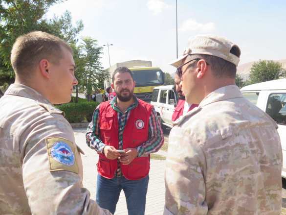 Сирия: Под защитой российских военных первый конвой ООН прибыл в Кабун — репортаж РВ (ФОТО)   | Русская весна