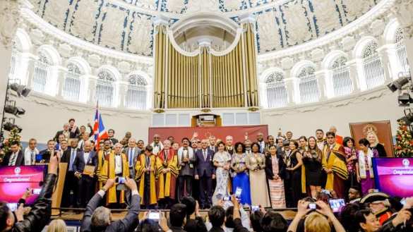 Скандал в Британии: Украинского бизнесмена поймали на продаже «дипломов Оксфорда» | Русская весна