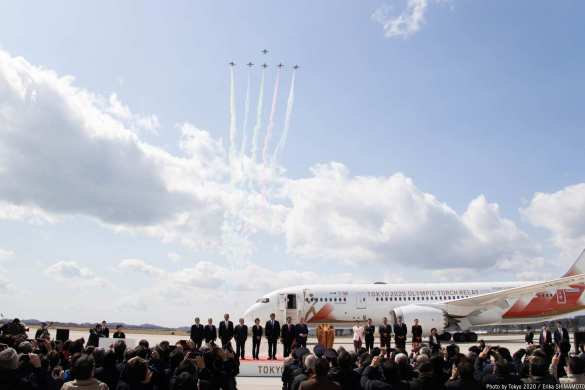 Пир во время чумы: в Японию доставили олимпийский огонь (ФОТО, ВИДЕО) | Русская весна