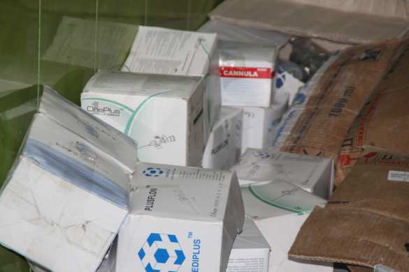 Сирия: Российские военные обнаружили подземную больницу боевиков и склады с медикаментами ООН (ФОТО, ВИДЕО) | Русская весна