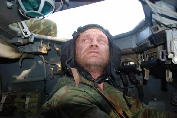 Сюжеты об ополченцах: отряд Моторолы на Саур-Могиле, бронетехника и секретное логово ополченцев (фото/видео) | Русская весна