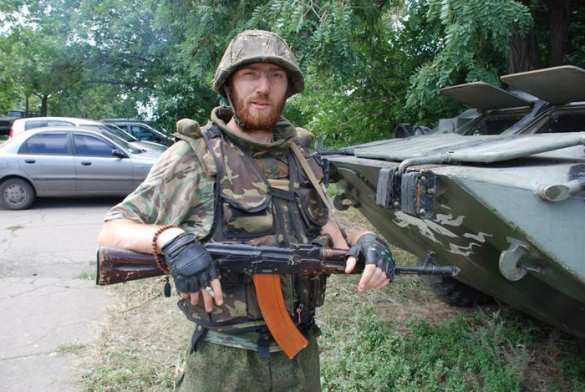 Сюжеты об ополченцах: отряд Моторолы на Саур-Могиле, бронетехника и секретное логово ополченцев (фото/видео) | Русская весна