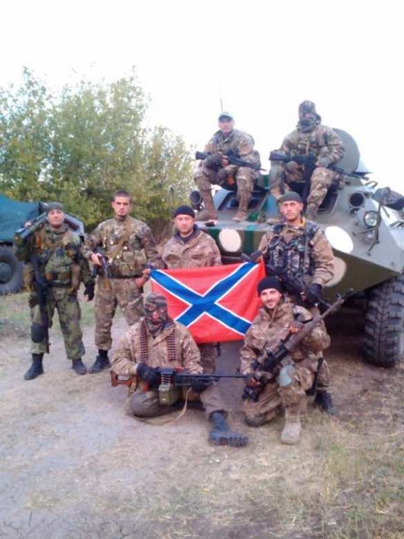 Мариуполь: разведчики батальона «Новороссия» захватили БТР-60 и второй БТР подбили (фото) | Русская весна