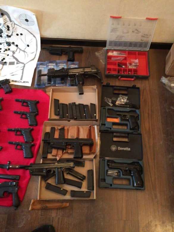 СБУ изъяла у киевлянина арсенал огнестрельного оружия из Европы (ФОТО) | Русская весна