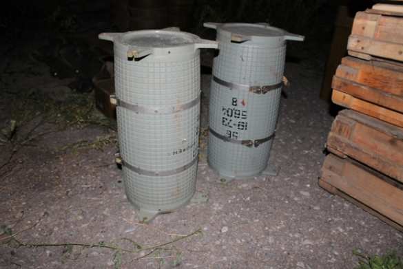 Генпрокуратура ЛНР изъяла из тайника в Ирмино более 13 тысяч единиц оружия и боеприпасов (ФОТО, ВИДЕО) | Русская весна