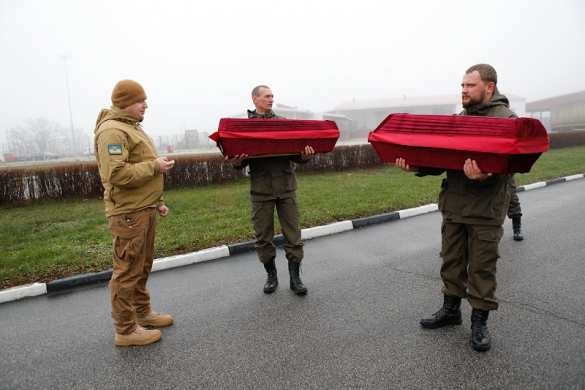 Украина передала России останки семи фронтовиков (ФОТО) | Русская весна