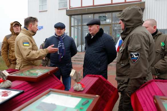 Украина передала России останки семи фронтовиков (ФОТО) | Русская весна