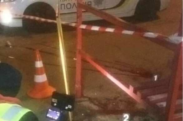 Типичная Украина: на киевской остановке застрелился человек (ФОТО) | Русская весна