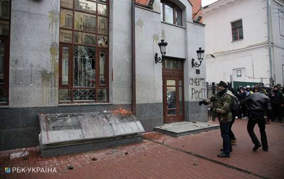 Неудачный штурм и сожжение российского флага: митинг ОУН на майдане закончен (ФОТО, ВИДЕО) | Русская весна