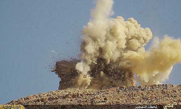 Впечатляющие кадры боев за Пальмиру: спецназ наступает под прикрытием танков и ВКС России (ВИДЕО, ФОТО) | Русская весна