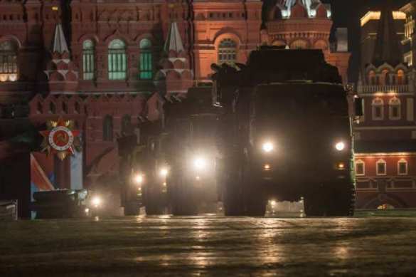 Ночная репетиция Парада Победы на Красной площади (ФОТОРЕПОРТАЖ) | Русская весна